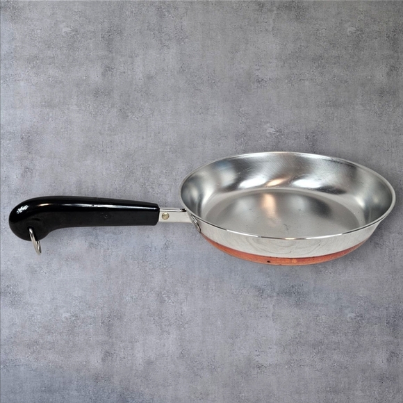 Vintage Revere Ware 9" Copper Clad Bottom Frying Pan Sautee Pan Made in USA - Picture 1 of 8